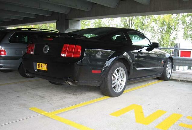 Ford Mustang GT