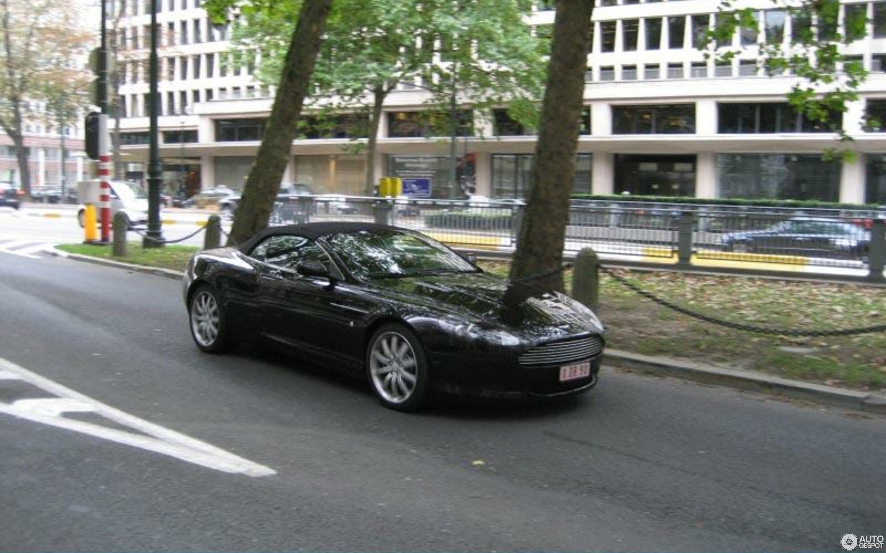 Aston Martin DB9 Volante