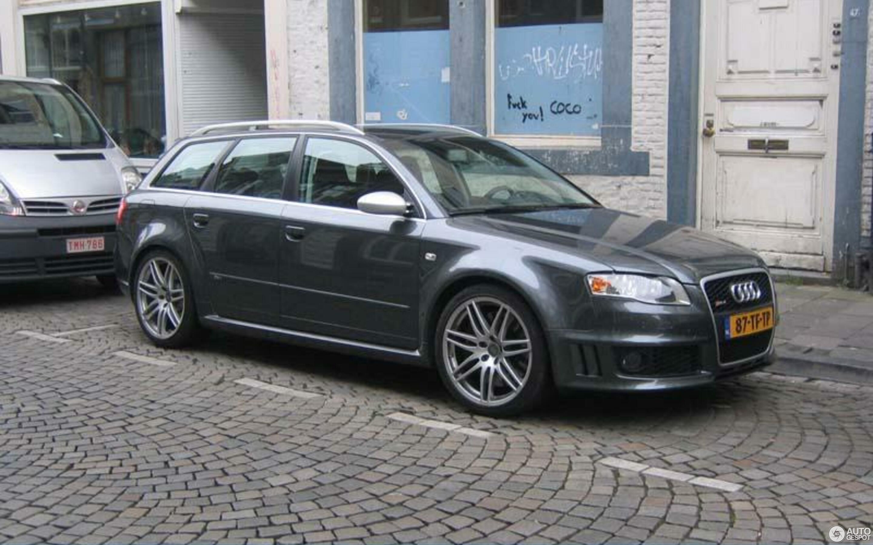 Audi RS4 Avant B7