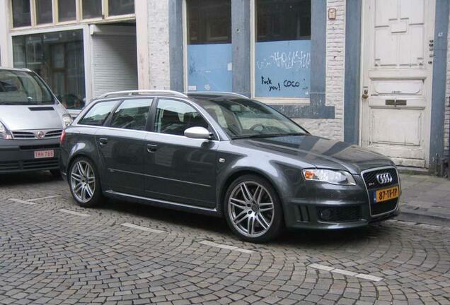 Audi RS4 Avant B7