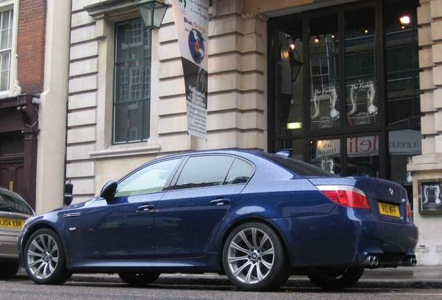 BMW M5 E60 2005