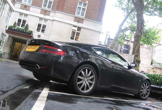 Aston Martin DB9