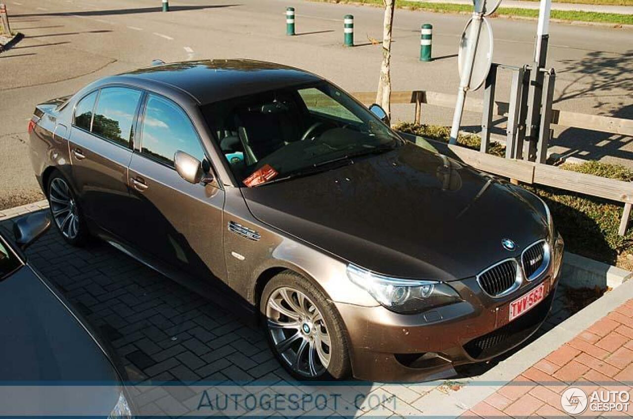 BMW M5 E60 2005