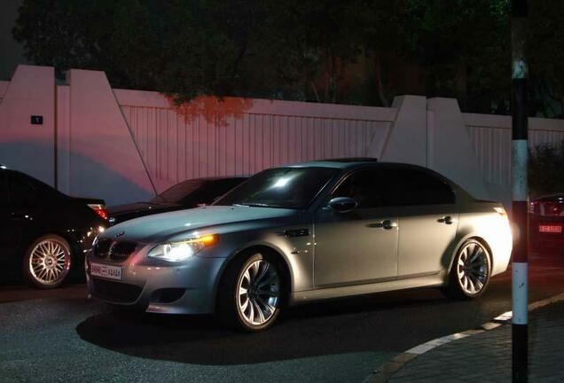 BMW M5 E60 2005