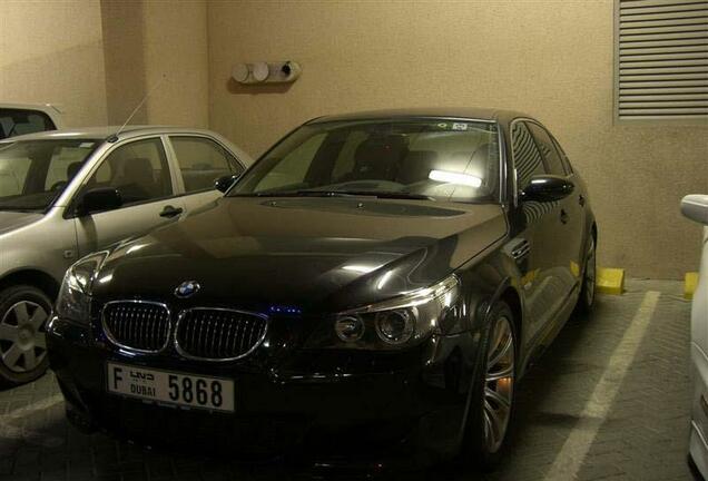 BMW M5 E60 2005