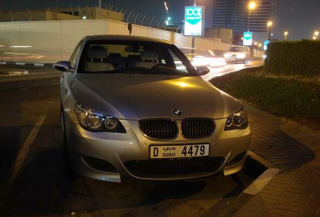 BMW M5 E60 2005