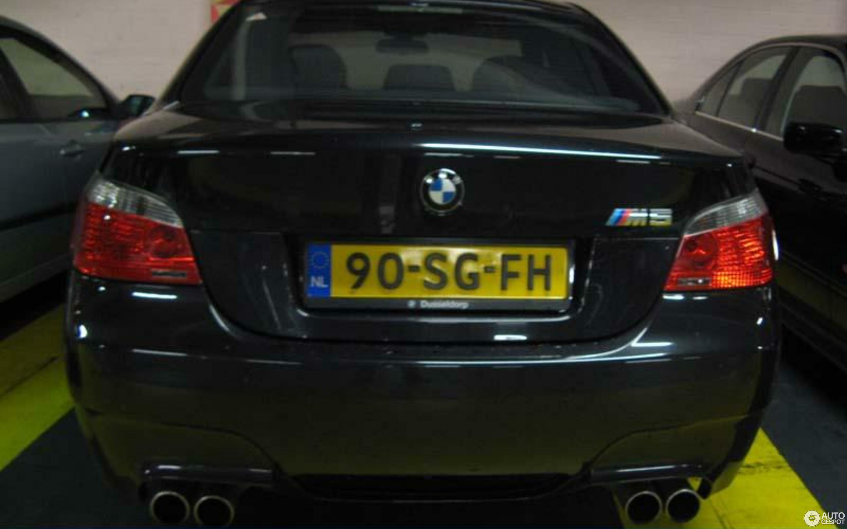 BMW M5 E60 2005