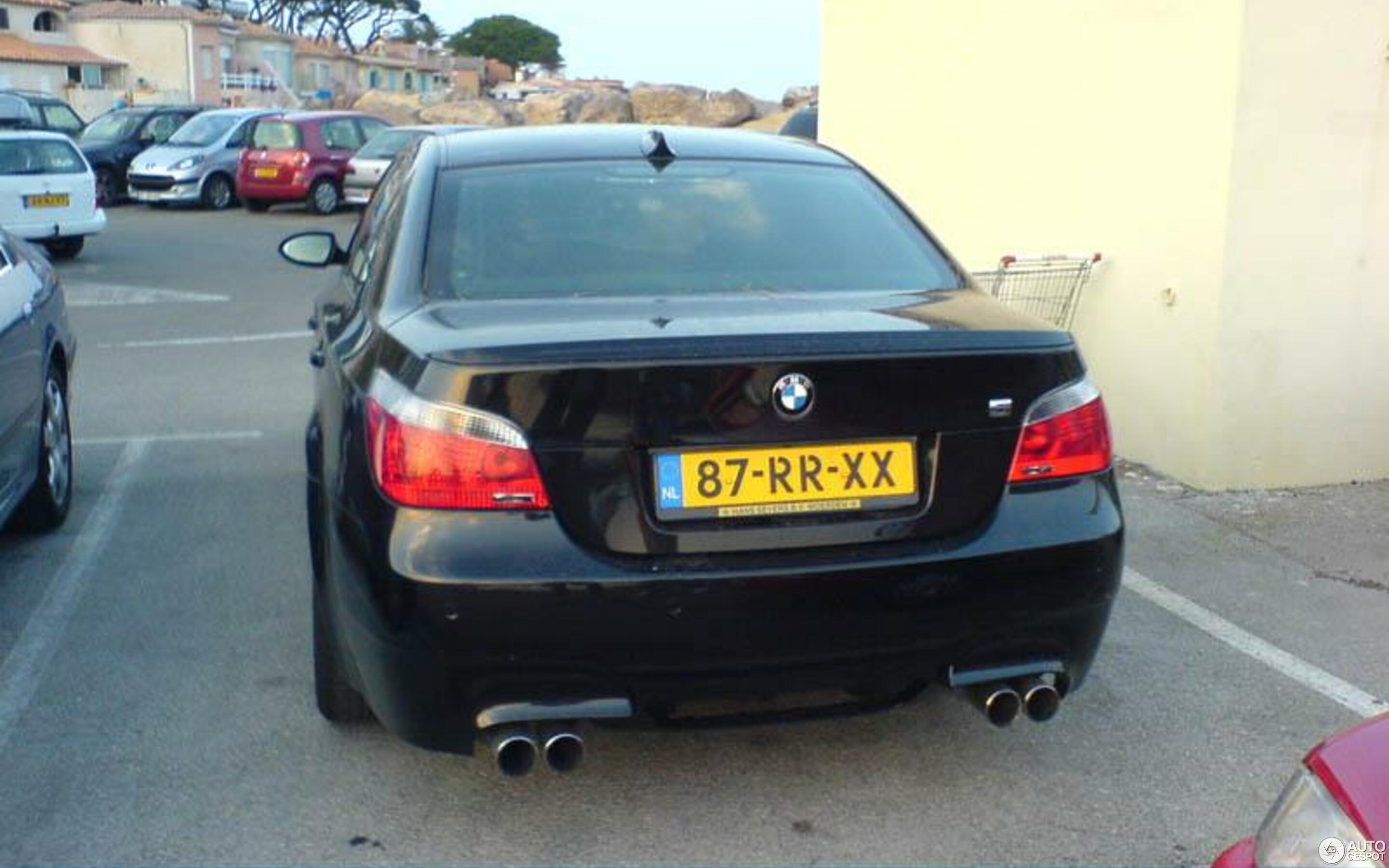 BMW M5 E60 2005