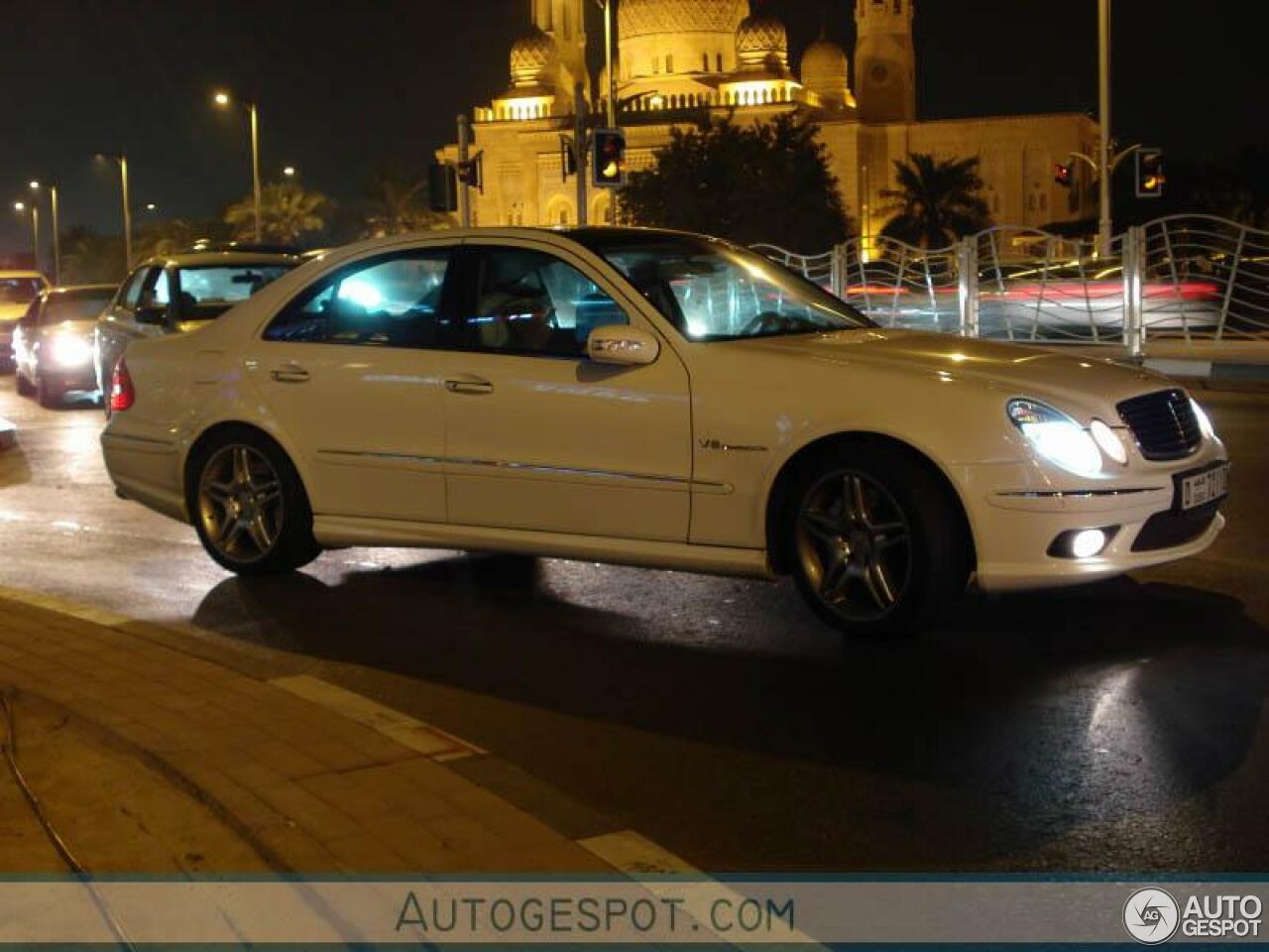 Mercedes-Benz E 55 AMG