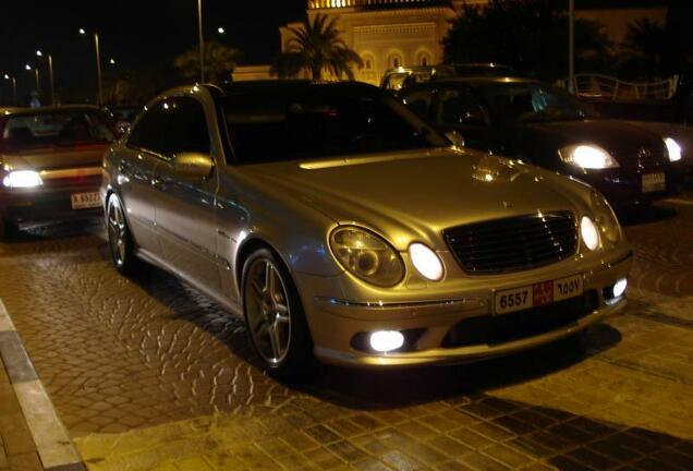 Mercedes-Benz E 55 AMG