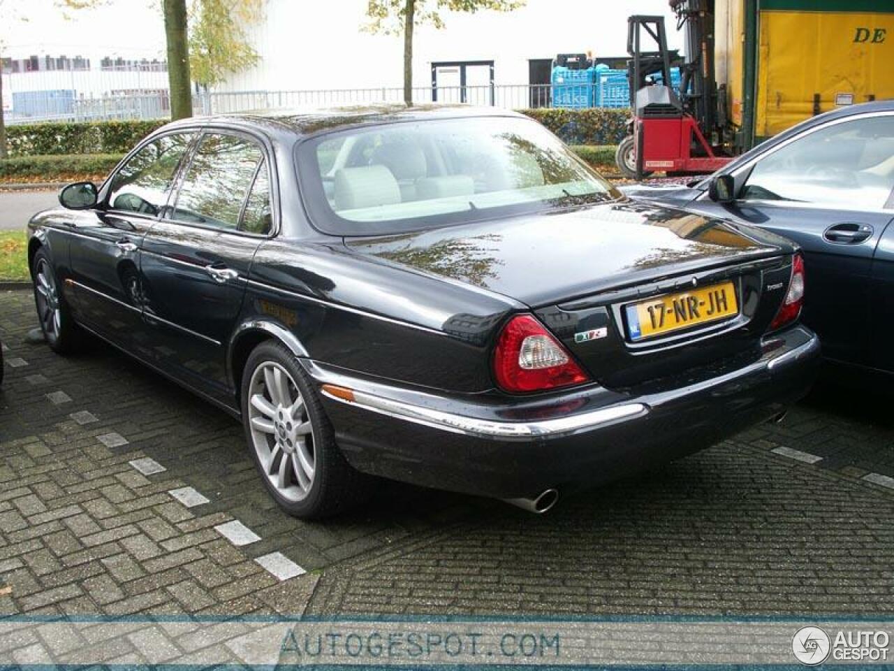 Jaguar XJR