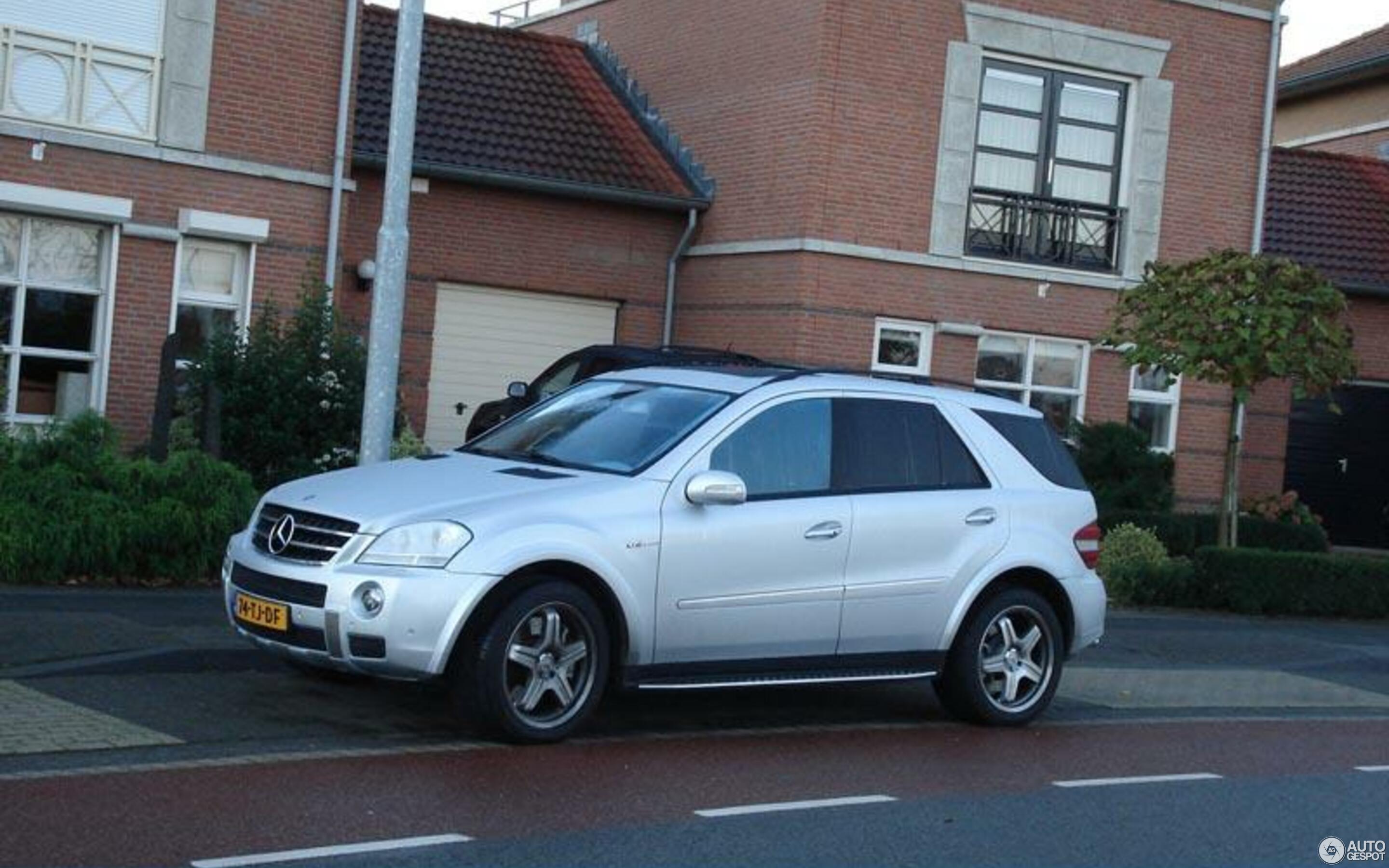 Mercedes-Benz ML 63 AMG W164