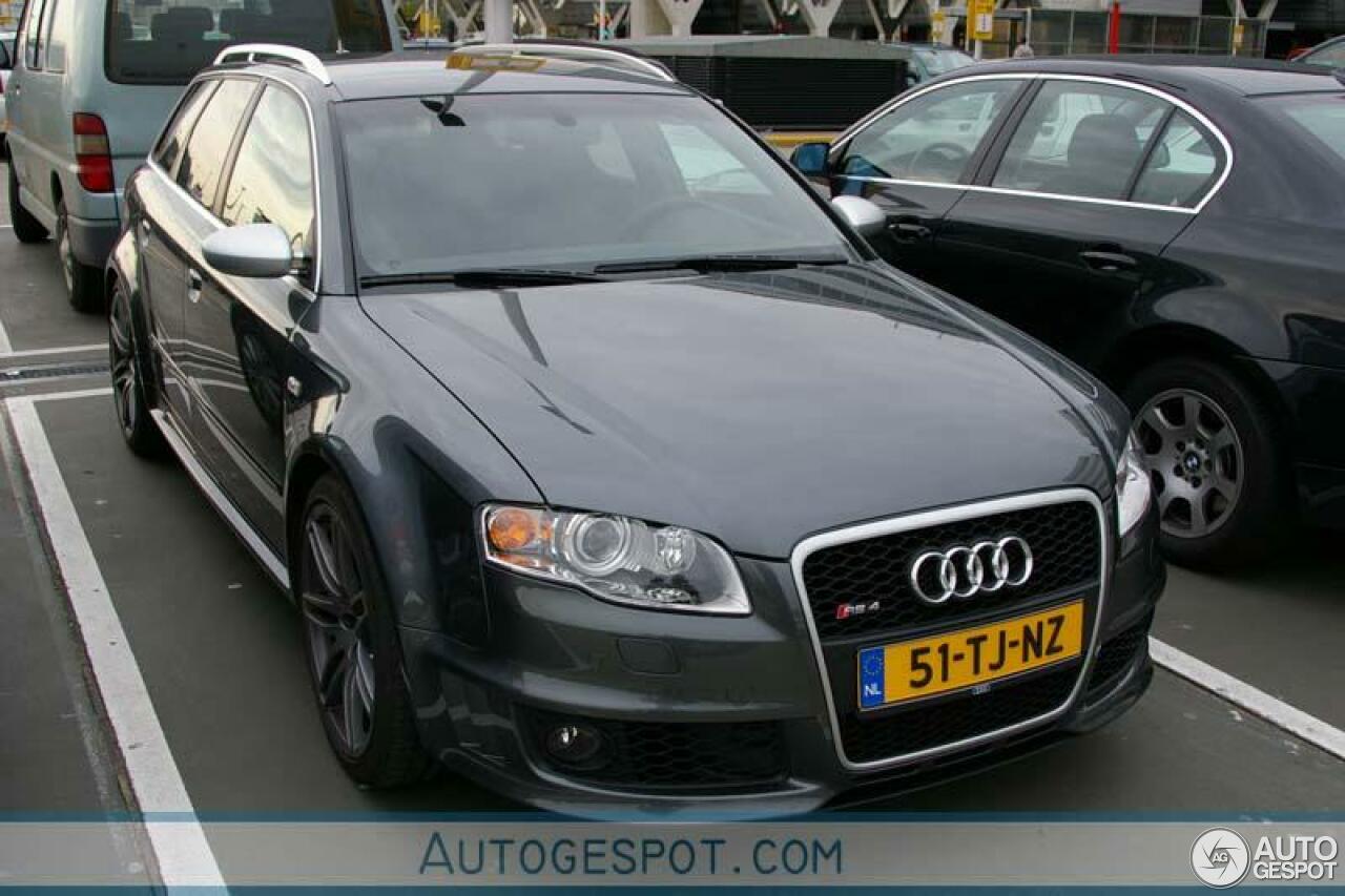 Audi RS4 Avant B7