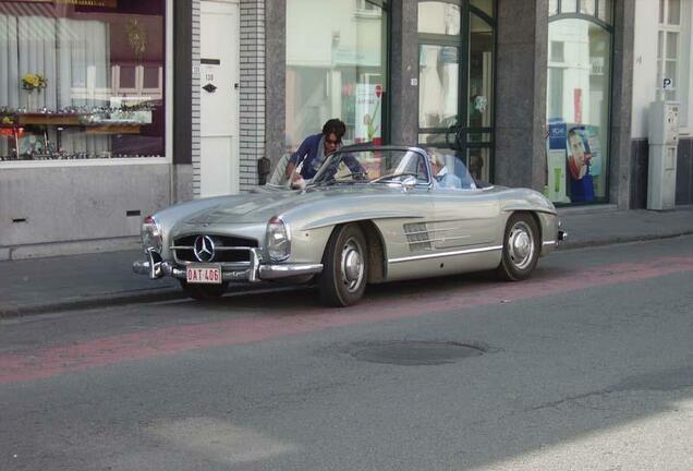 Mercedes-Benz 300SL Roadster