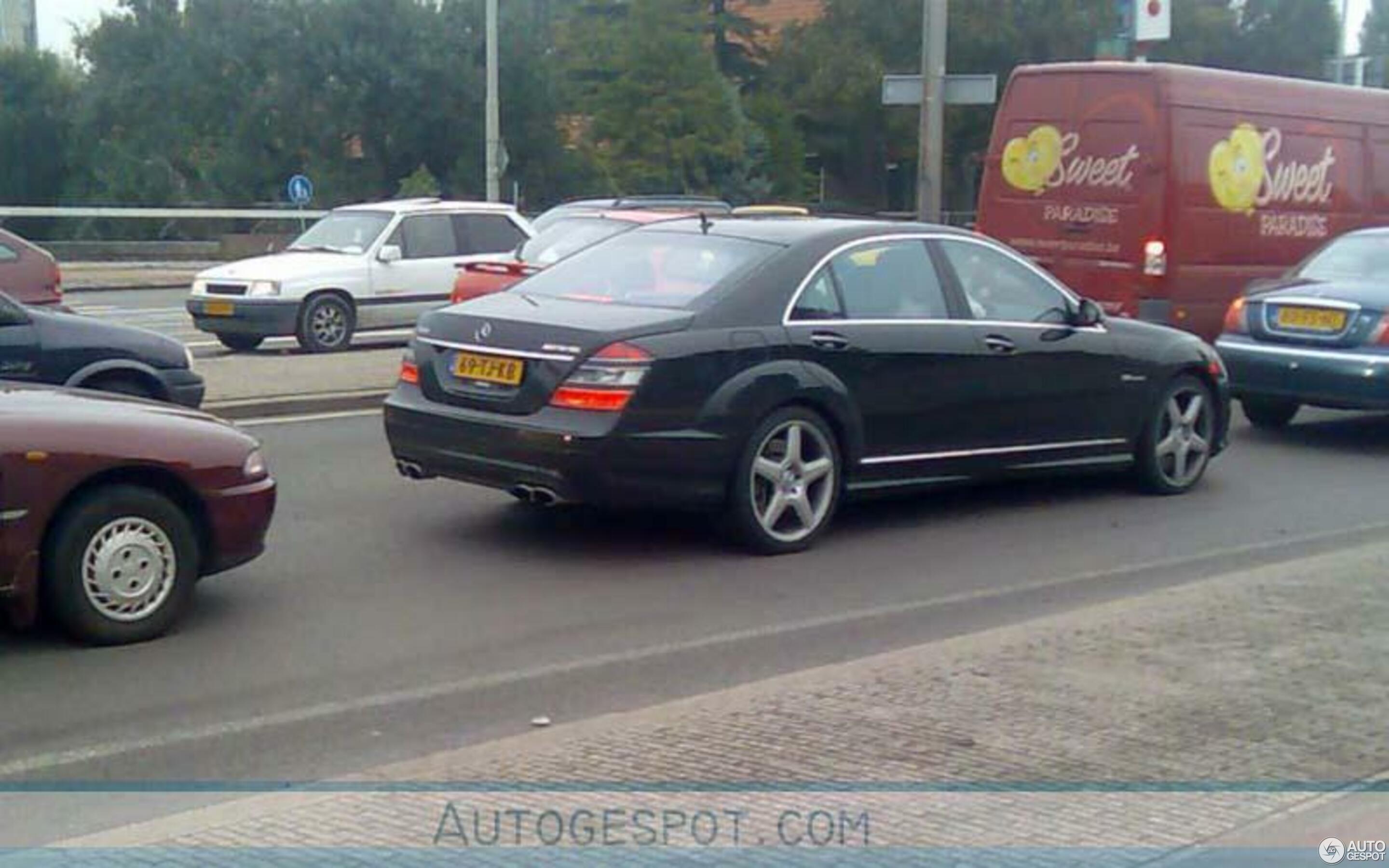 Mercedes-Benz S 65 AMG V221