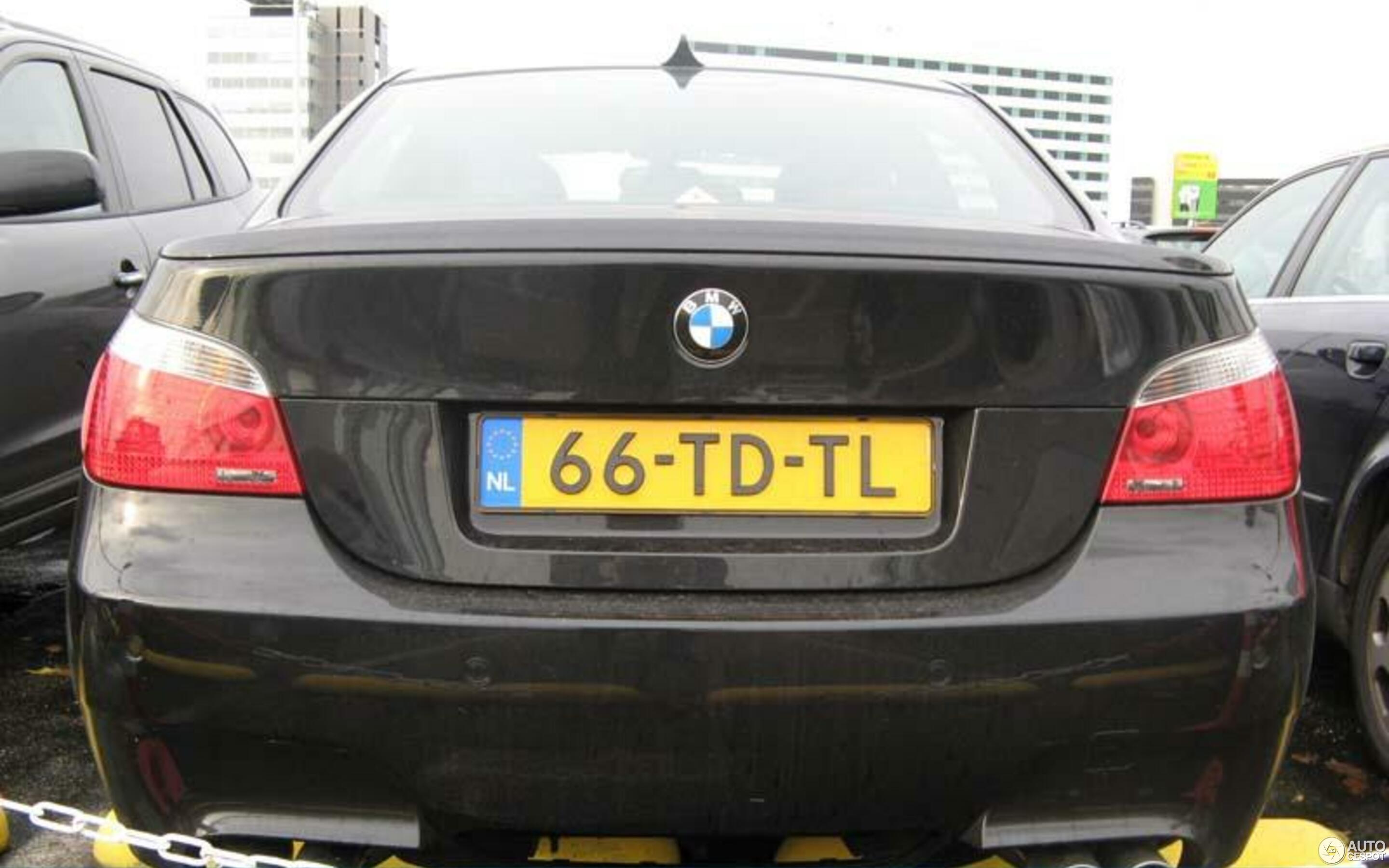 BMW M5 E60 2005