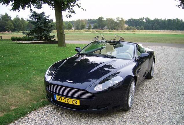 Aston Martin DB9 Volante