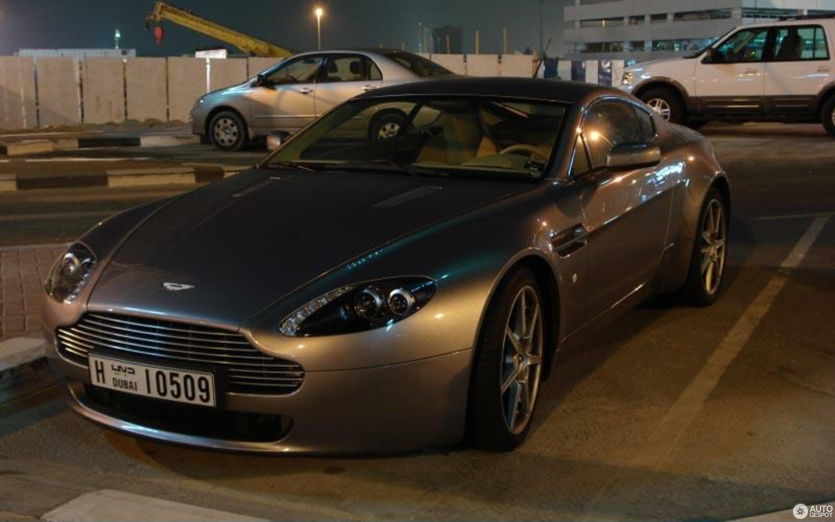 Aston Martin V8 Vantage