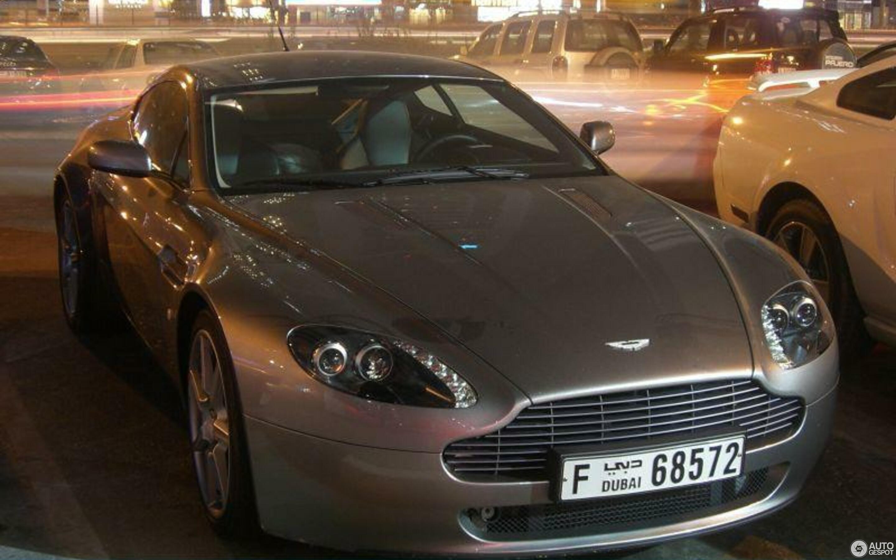 Aston Martin V8 Vantage