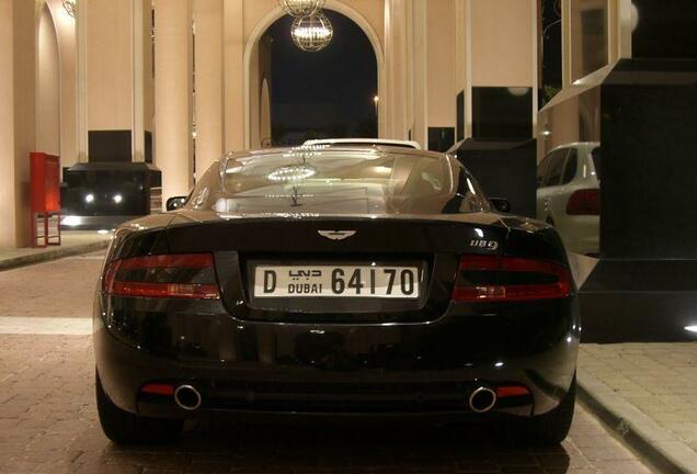 Aston Martin DB9