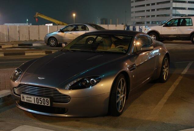 Aston Martin V8 Vantage