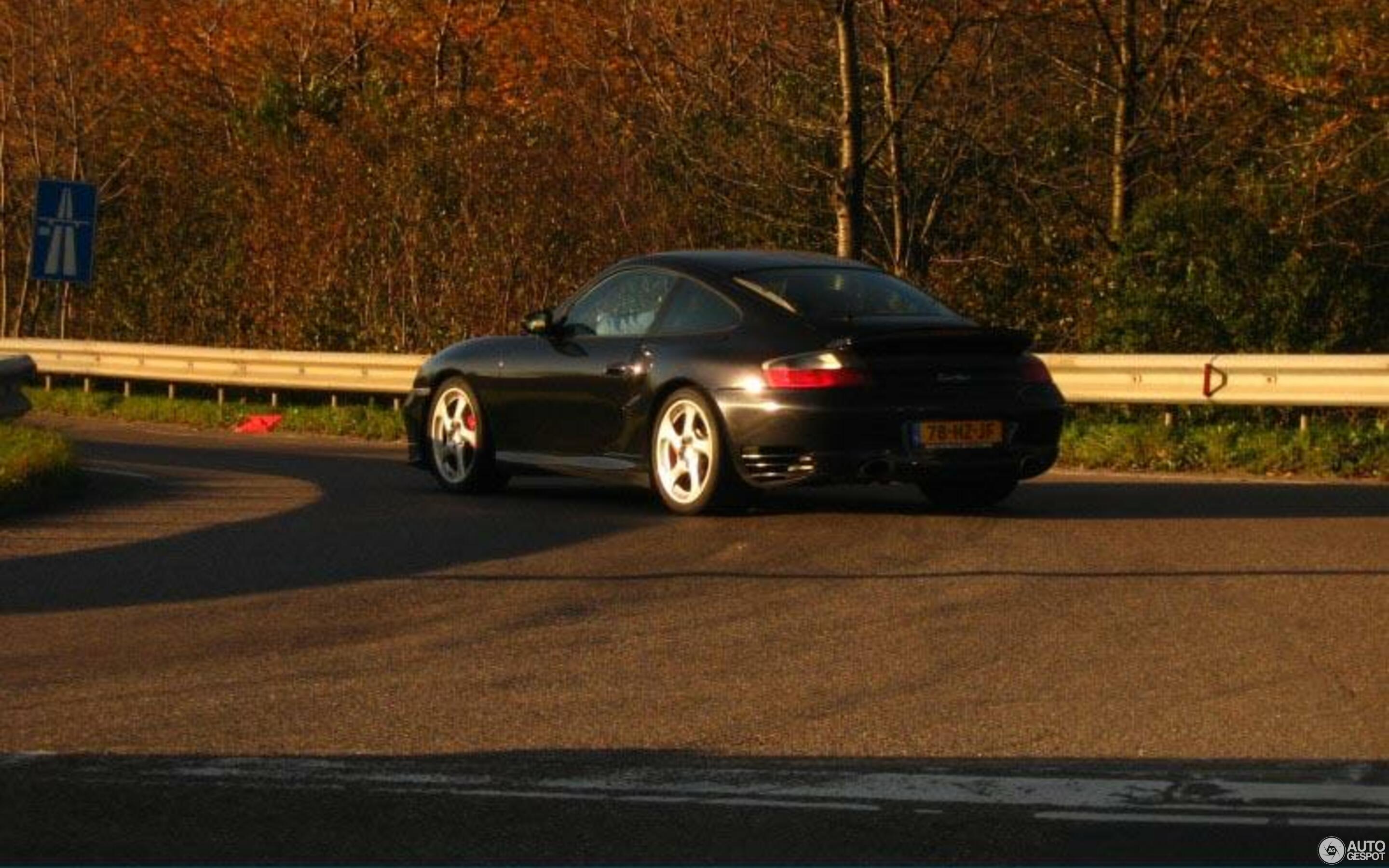 Porsche 996 Turbo