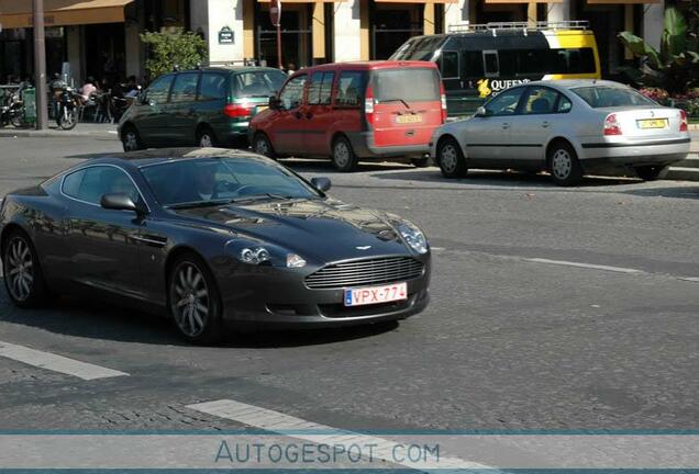 Aston Martin DB9