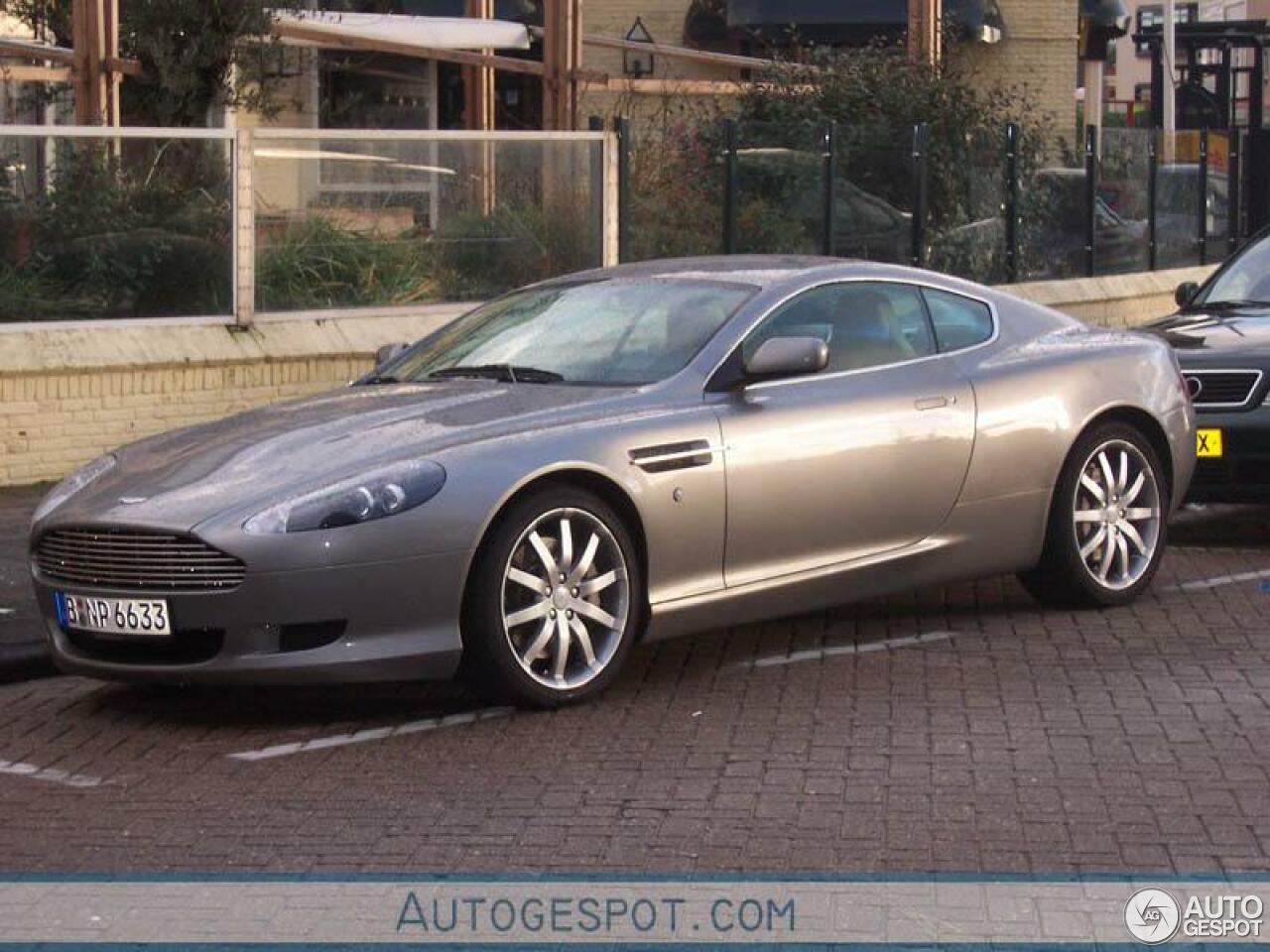 Aston Martin DB9