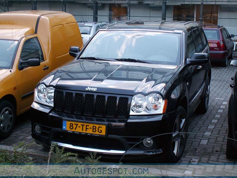 Jeep Grand Cherokee SRT-8 2005