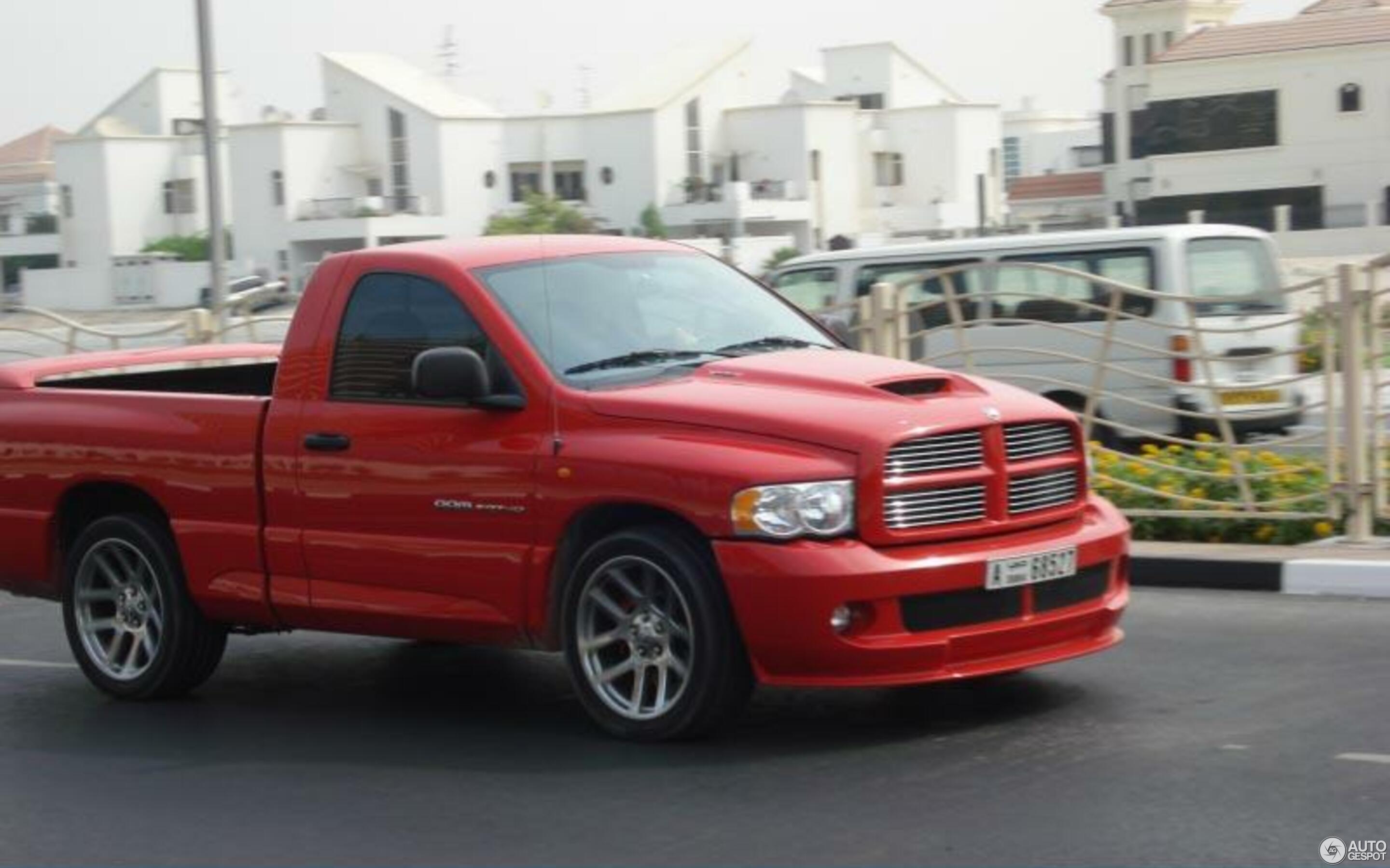 Dodge RAM SRT-10