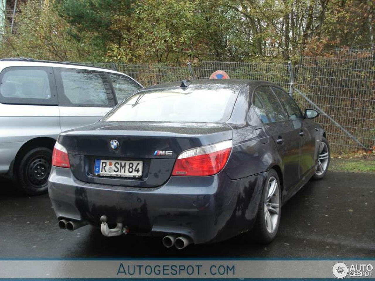 BMW M5 E60 2005