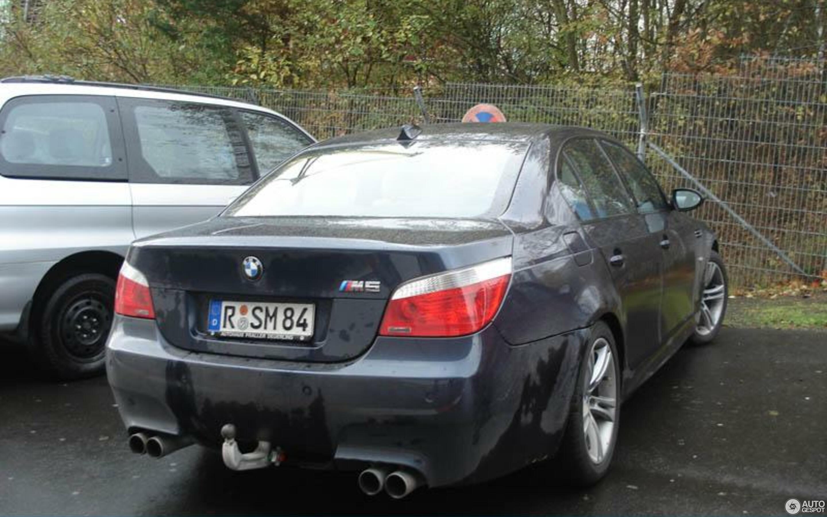 BMW M5 E60 2005