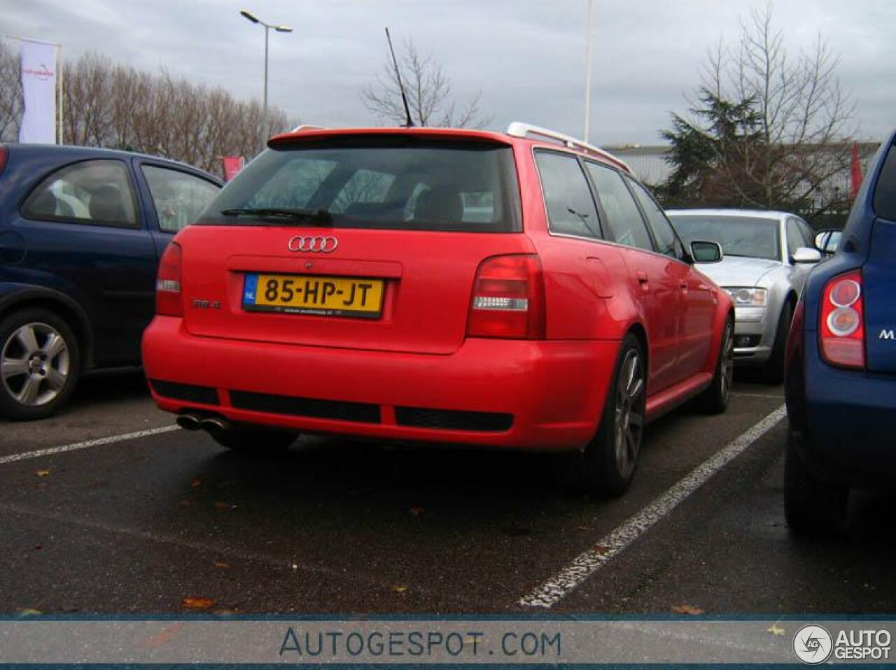 Audi RS4 Avant B5