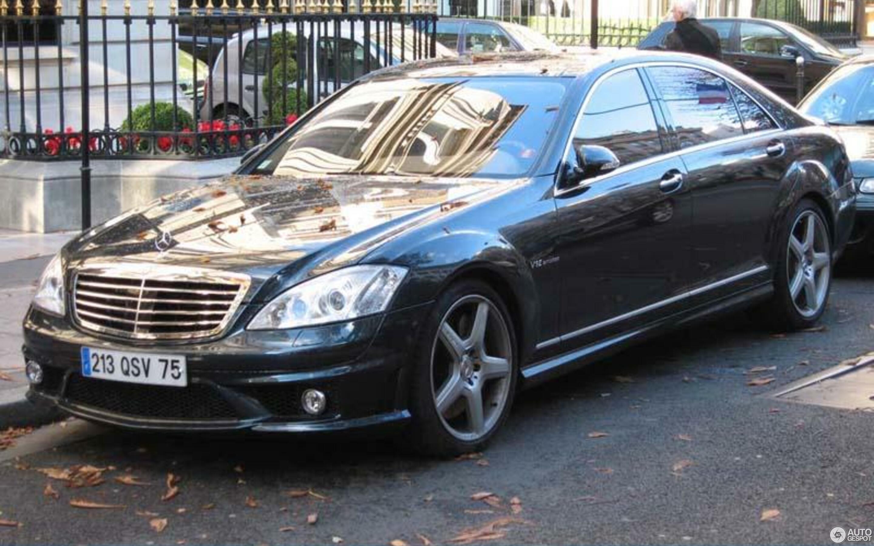 Mercedes-Benz S 65 AMG V221