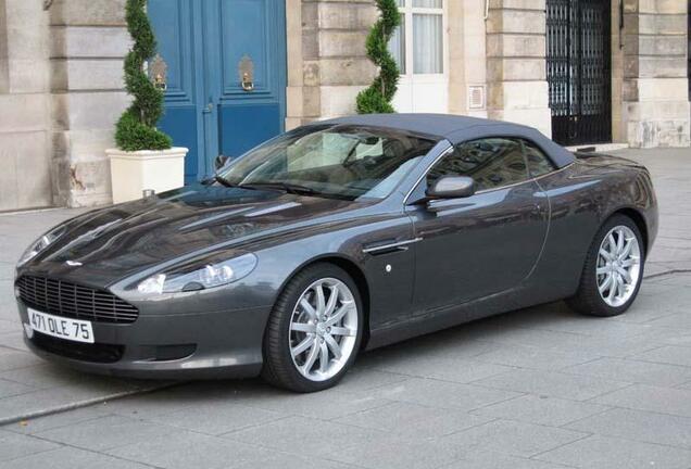 Aston Martin DB9 Volante