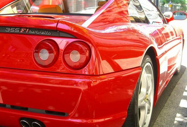 Ferrari F355 Berlinetta