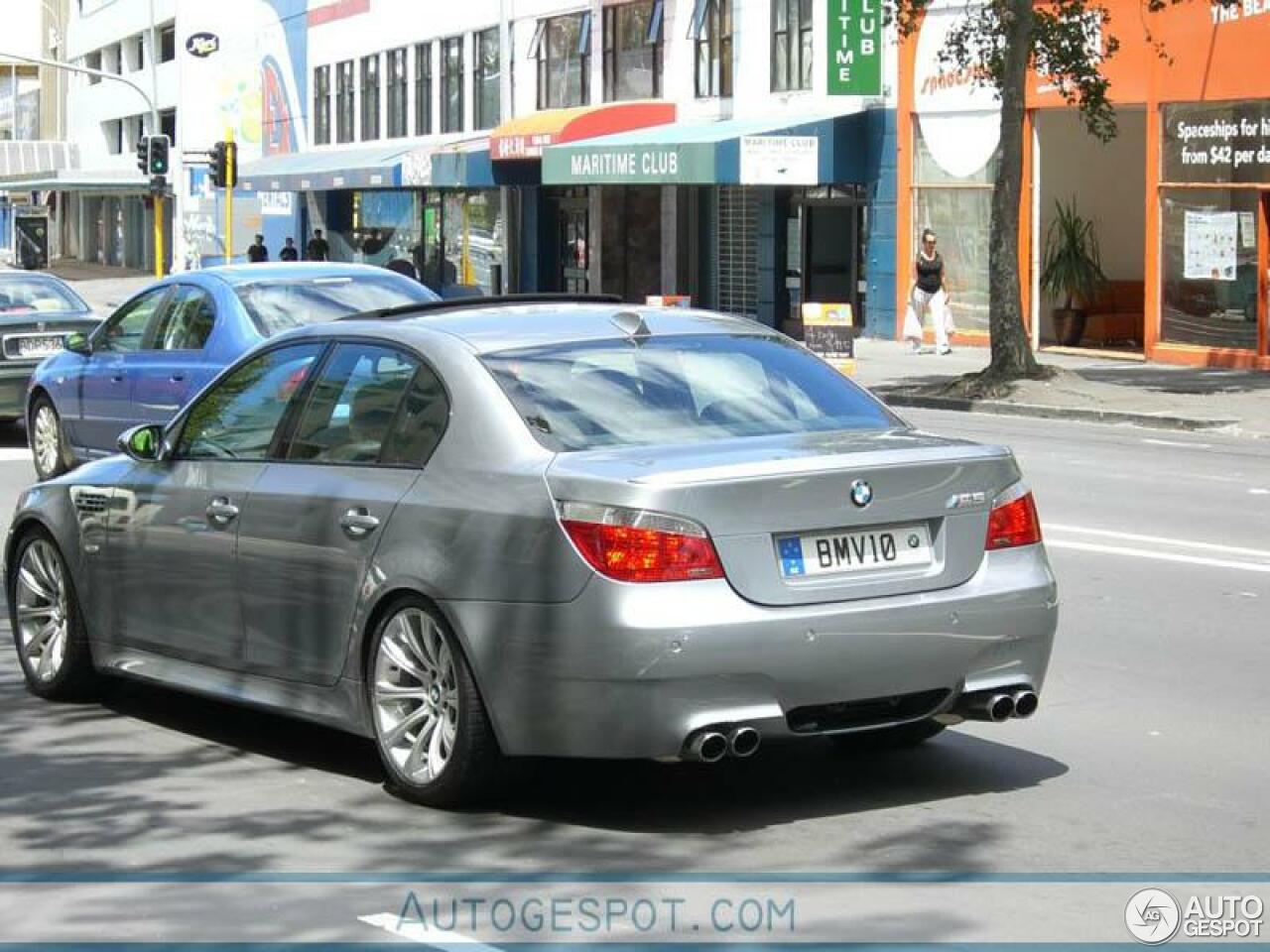 BMW M5 E60 2005