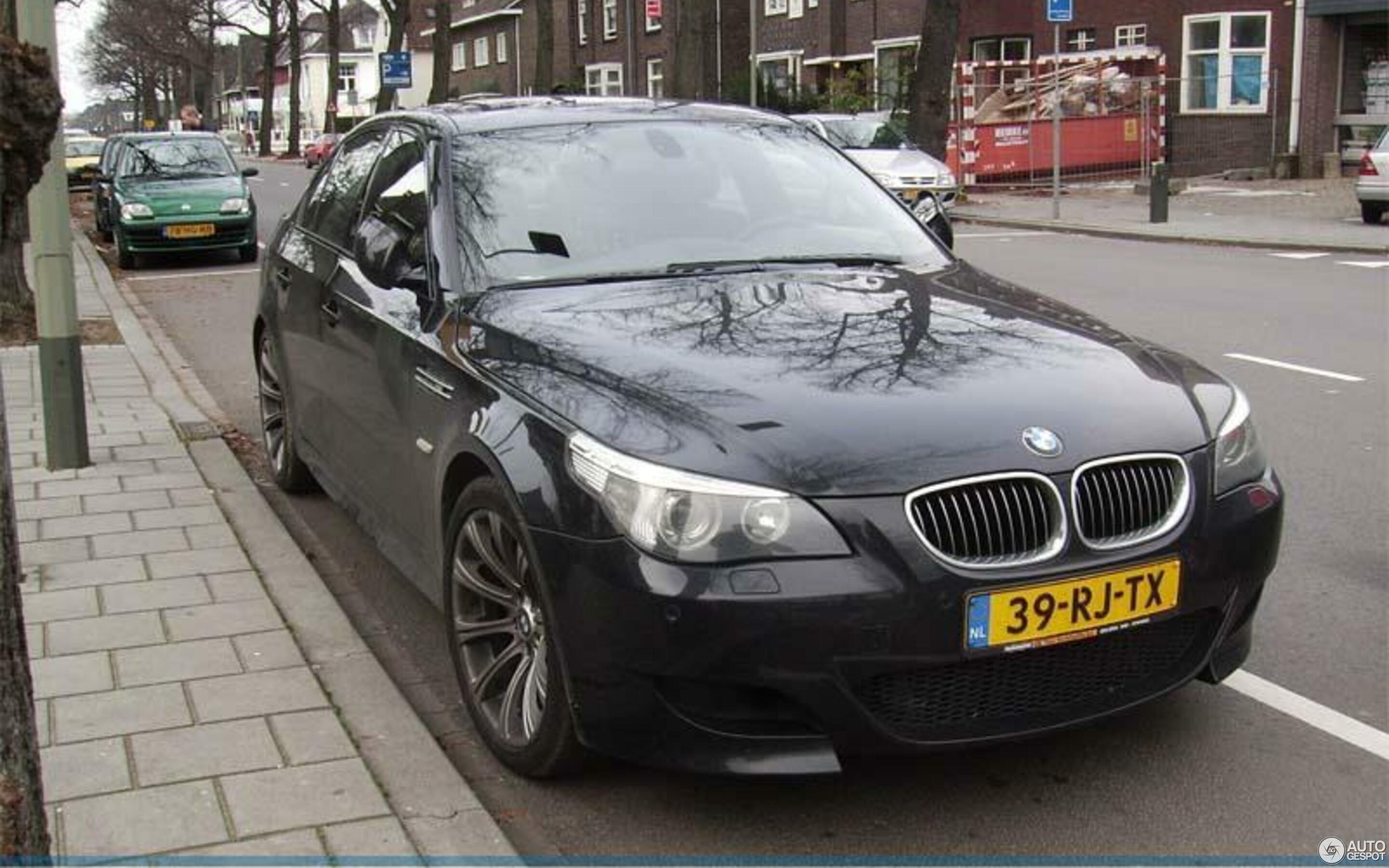 BMW M5 E60 2005