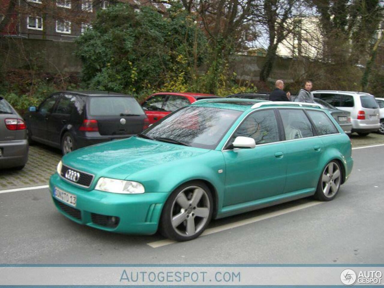 Audi RS4 Avant B5