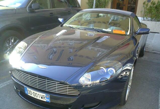 Aston Martin DB9 Volante