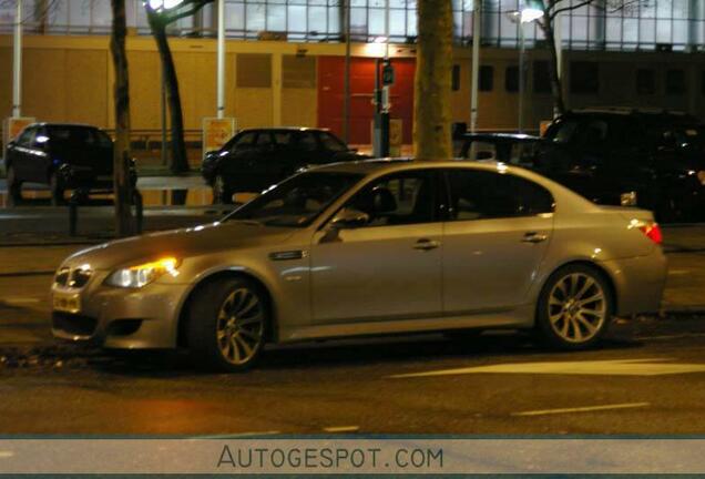 BMW M5 E60 2005