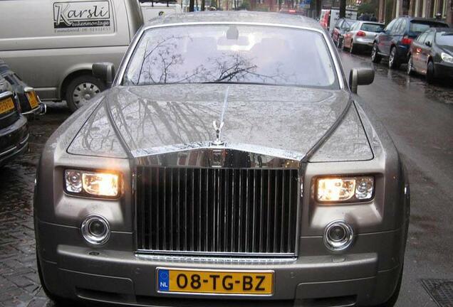 Rolls-Royce Phantom EWB