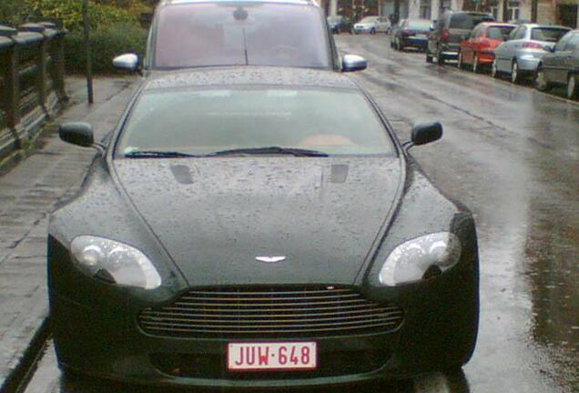 Aston Martin V8 Vantage