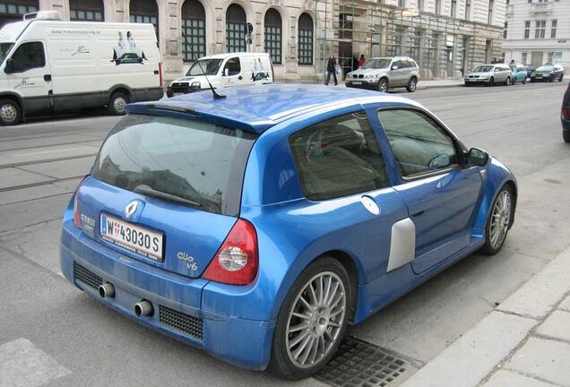 Renault Clio V6 Phase II