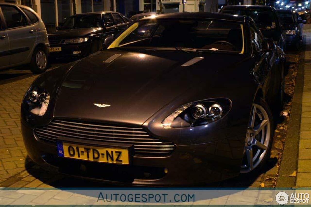 Aston Martin V8 Vantage