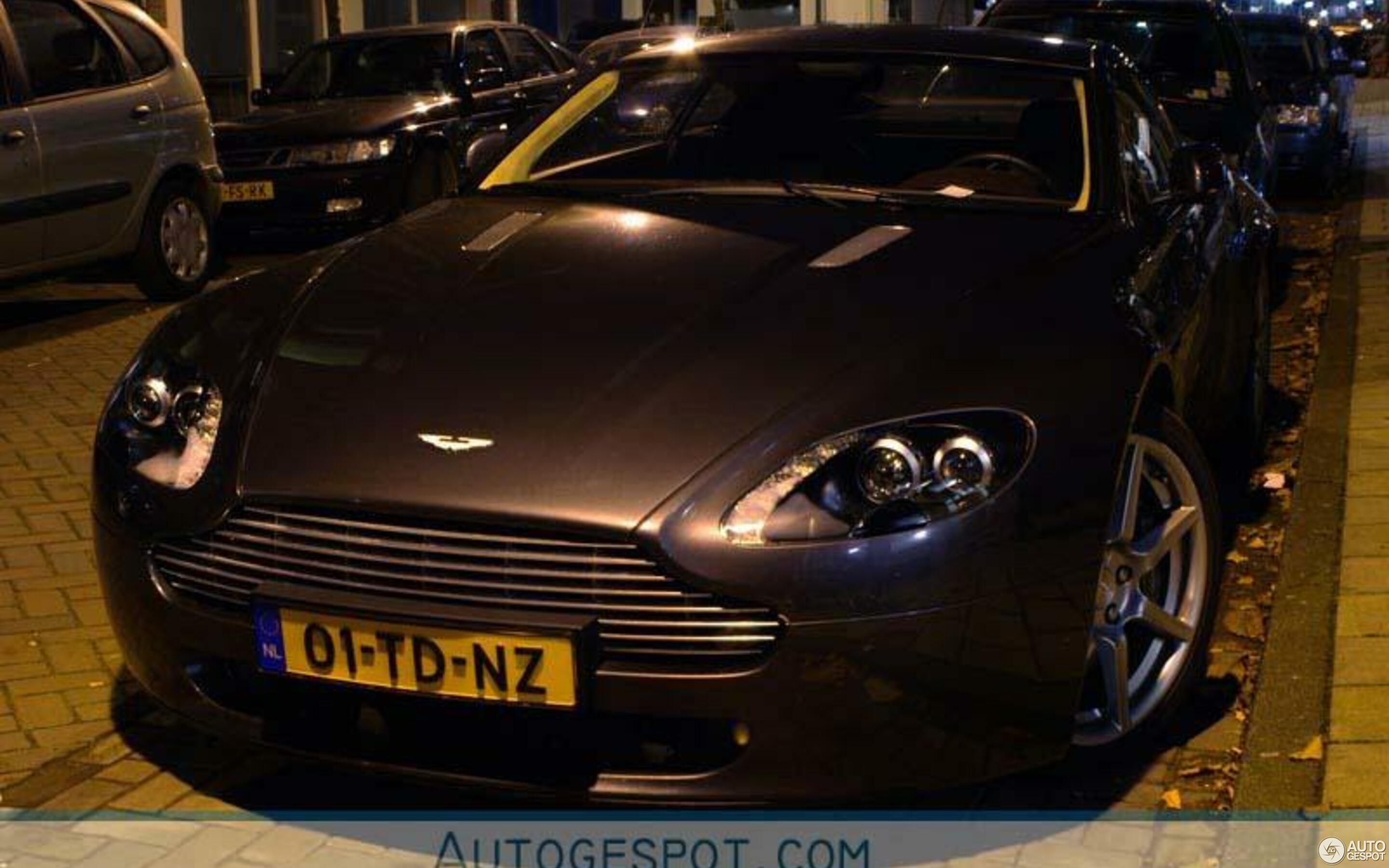 Aston Martin V8 Vantage