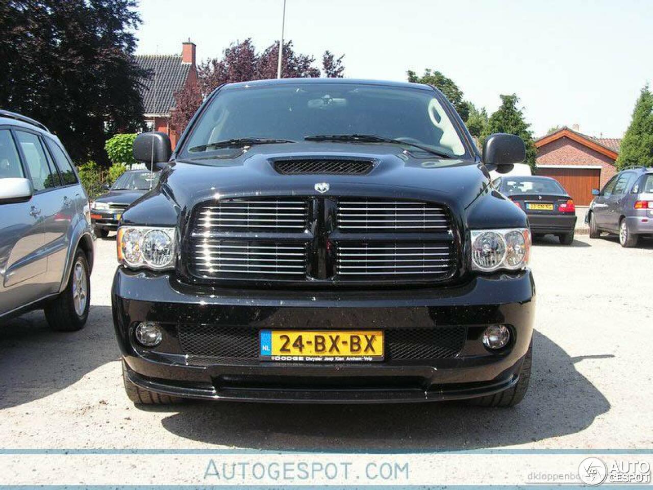 Dodge RAM SRT-10 Quad-Cab