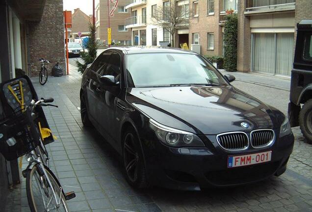 BMW M5 E60 2005