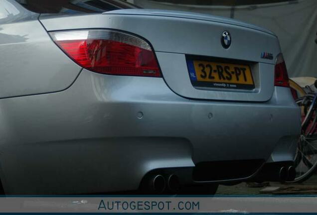 BMW M5 E60 2005