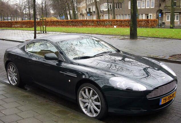 Aston Martin DB9